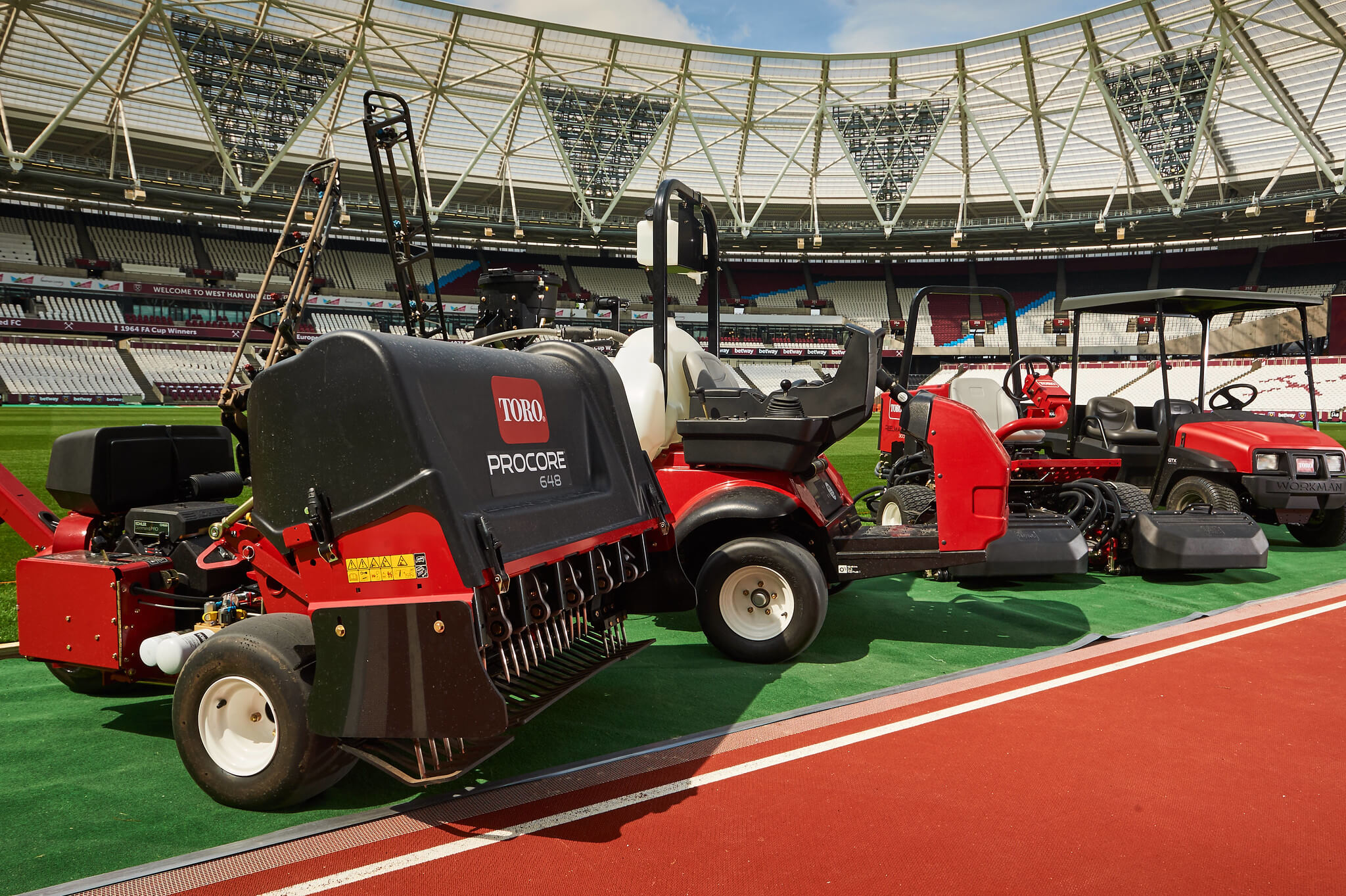 Toro grounds machinery at London Stadium
