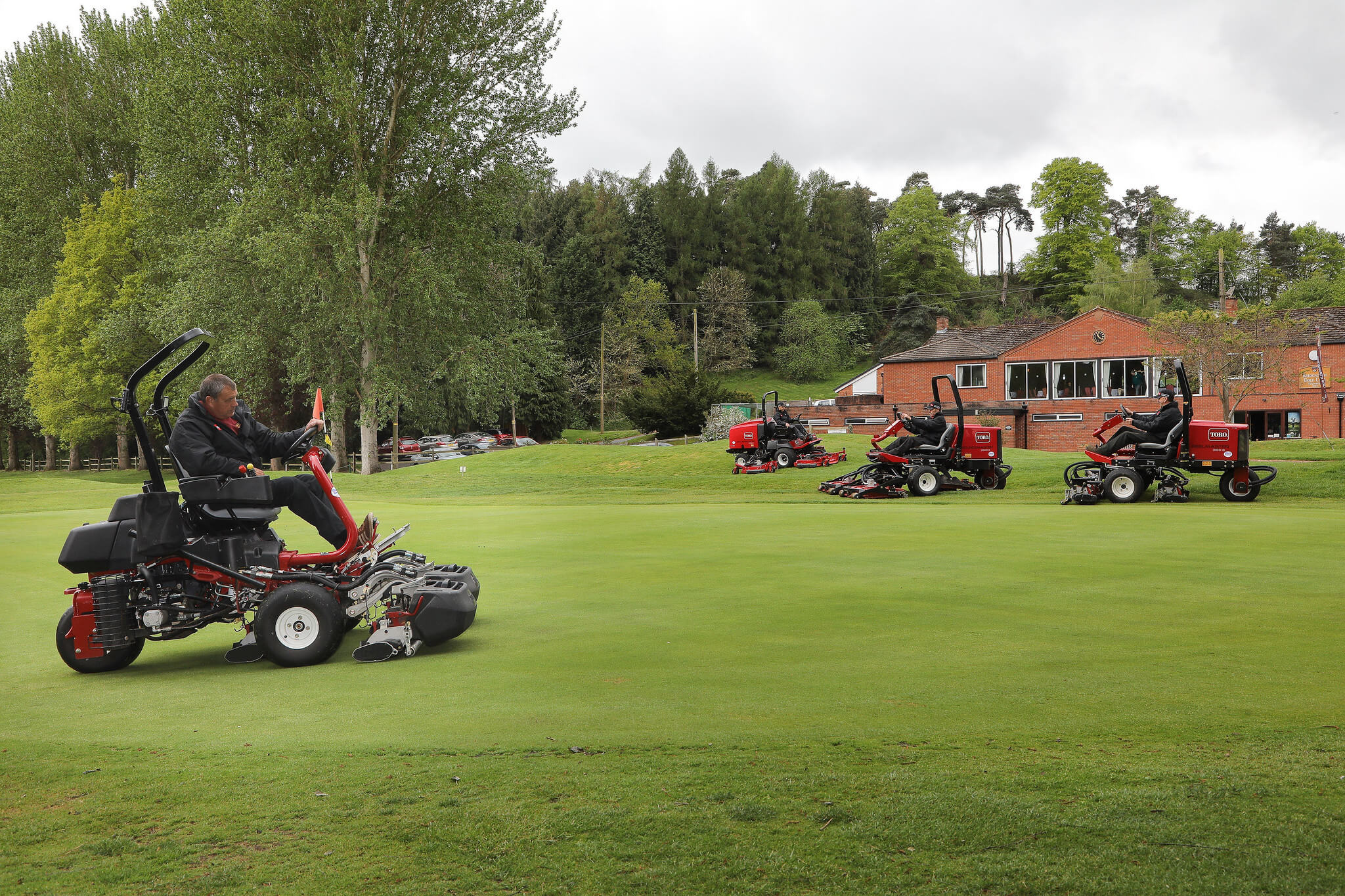 Toro greensmowers on the golf course at Bridgnorth Golf Club.