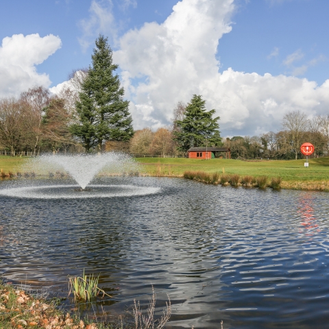 Otterbine’s Concept 3 lake aerating fountains keep the water of Ingestre Park Golf Club’s lakes clean and clear and make a striking attraction.