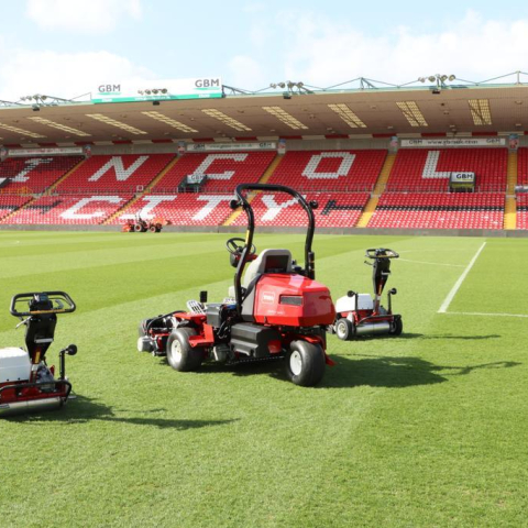 Reesink Turfcare supports the 'Get Into Grounds' strategy led by the Young Board of Directors which seeks to encourage 14-16 year olds, school leavers and young people to consider a career in grounds management.