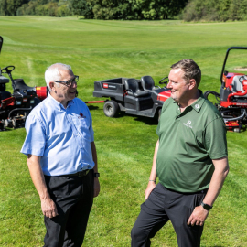 Steve Halley from Cheshire Turf Machinery (left) and course manager Ian Brawn with the club’s family of Toro Groundsmaster 3500 machines.