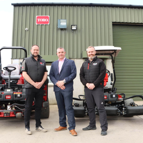 From Keys Brothers, Andy Keys (left) and Mark Mallon (right) with Reesink’s David Timms.
