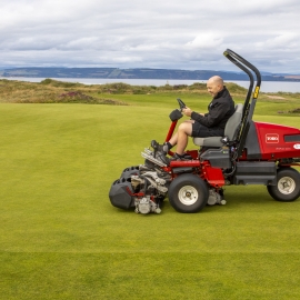 Nairn, one of the first Scottish clubs to take delivery of Toro’s Greensmaster e-Triflex 3370 greens mower, seen here with course manager Richie Ewan.