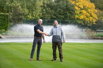 This project was a very thorough installation with a wide range of Otterbine solutions. Tom Clarke, right, and Simon Powell next to The Hurlingham Club’s new Otterbine 5HP Sunburst aerating fountain.